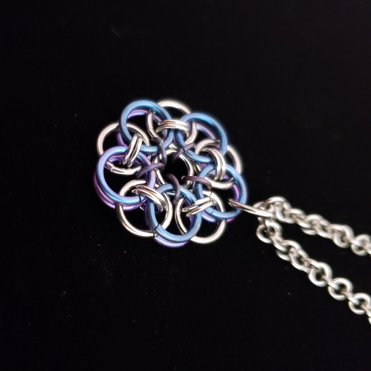 Helm Weave Flower Pendant